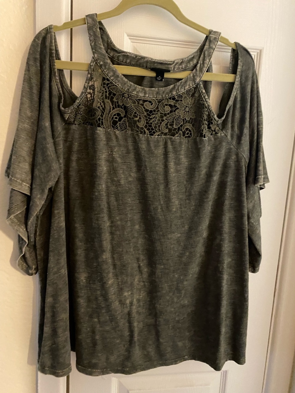 torrid Olive Green Cold-Shoulder Lace Yoke Tunic